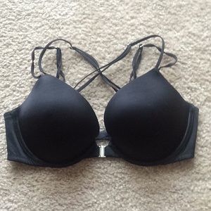 NWOT Victoria’s Secret very sexy push-up bra